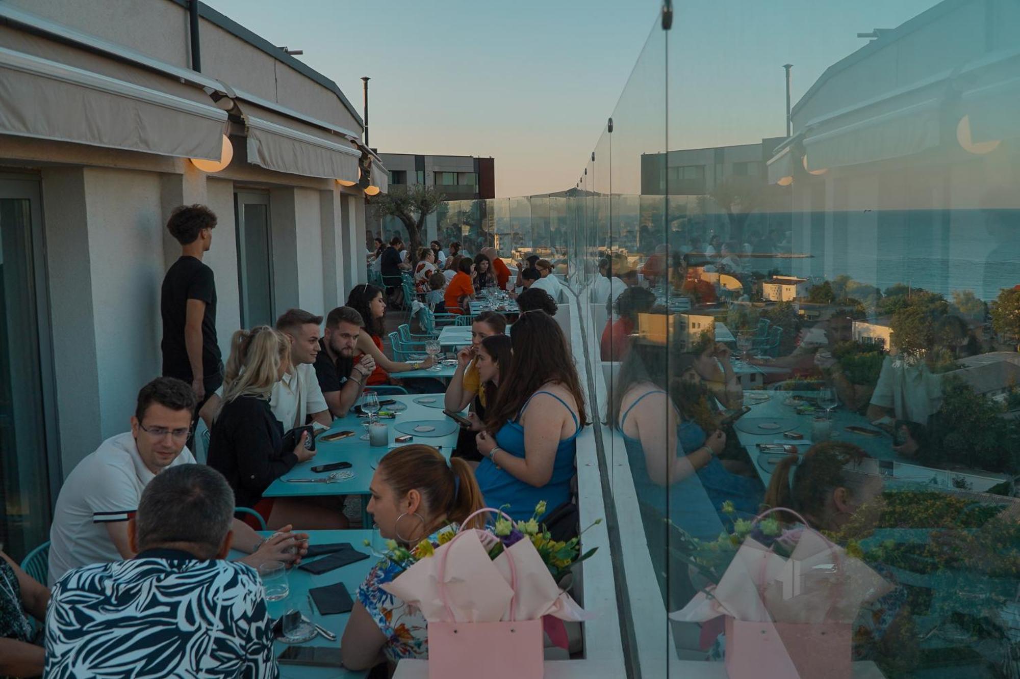 Millennium Hub & Hotel Constanta Exterior photo